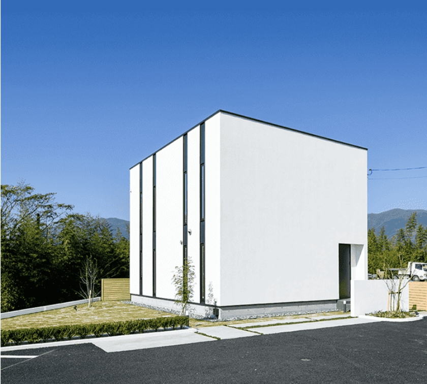 常識を覆す革新的な、四角い家