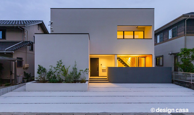 時の移ろいと彩りを楽しむ住まい